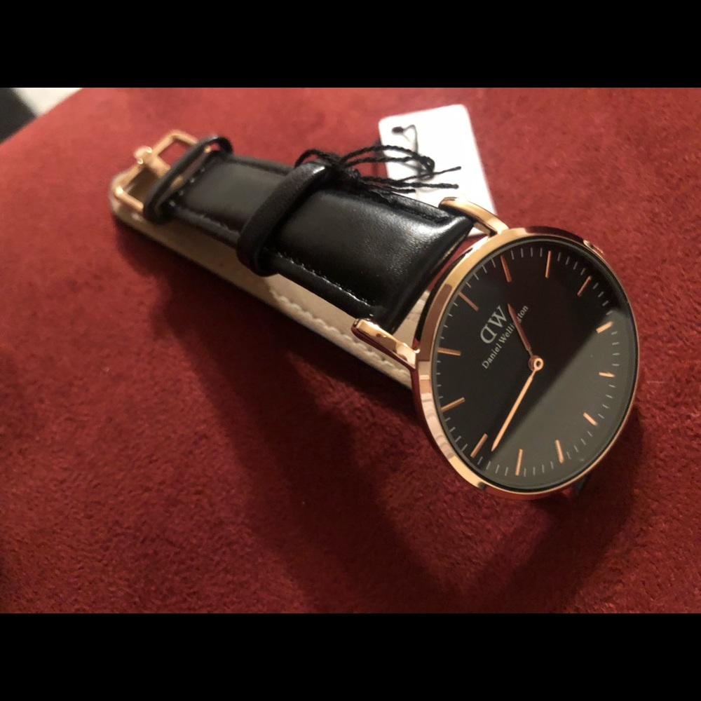 Brand new daniel wellington 36mm watch